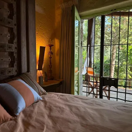 Casa Do Penedo - Geres * テーラス・デ・ボウロ