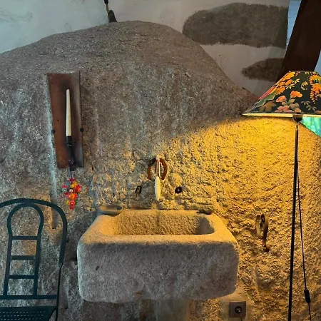 Casa Do Penedo - Geres